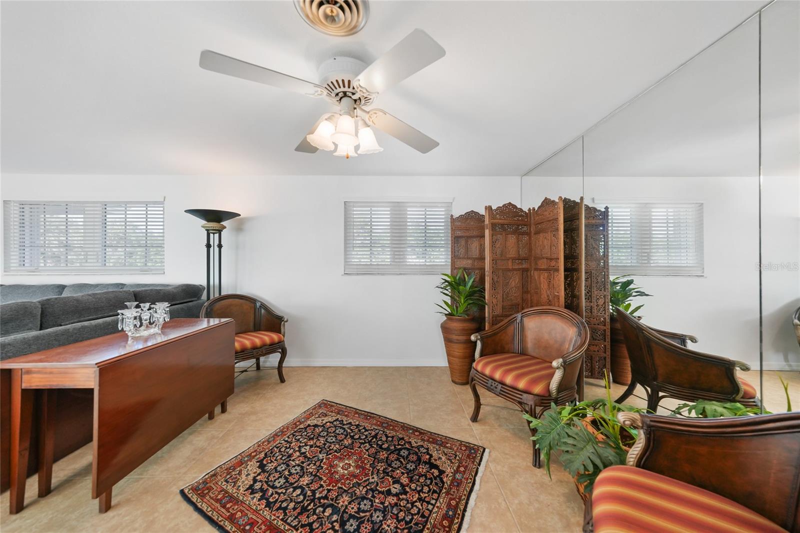 POINT PINES - Residential