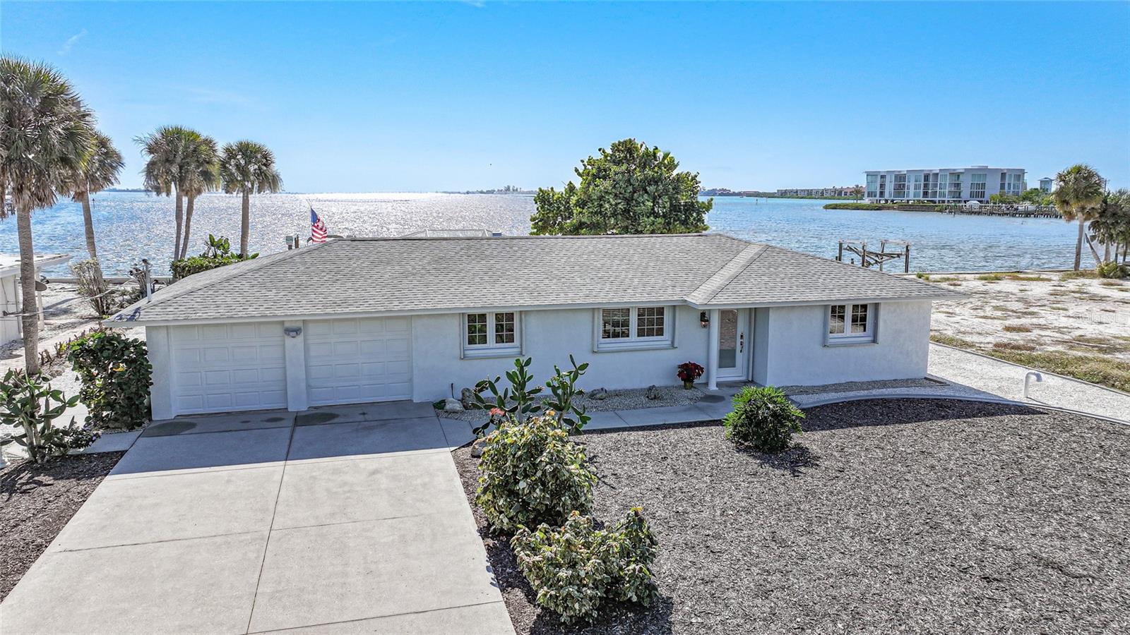 POINT PINES - Residential