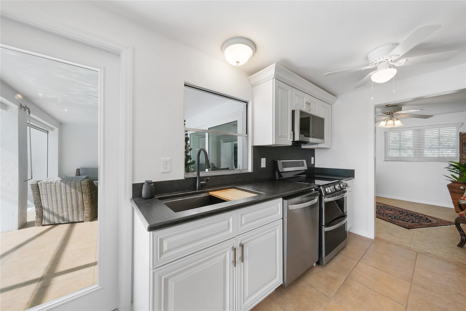 POINT PINES - Residential