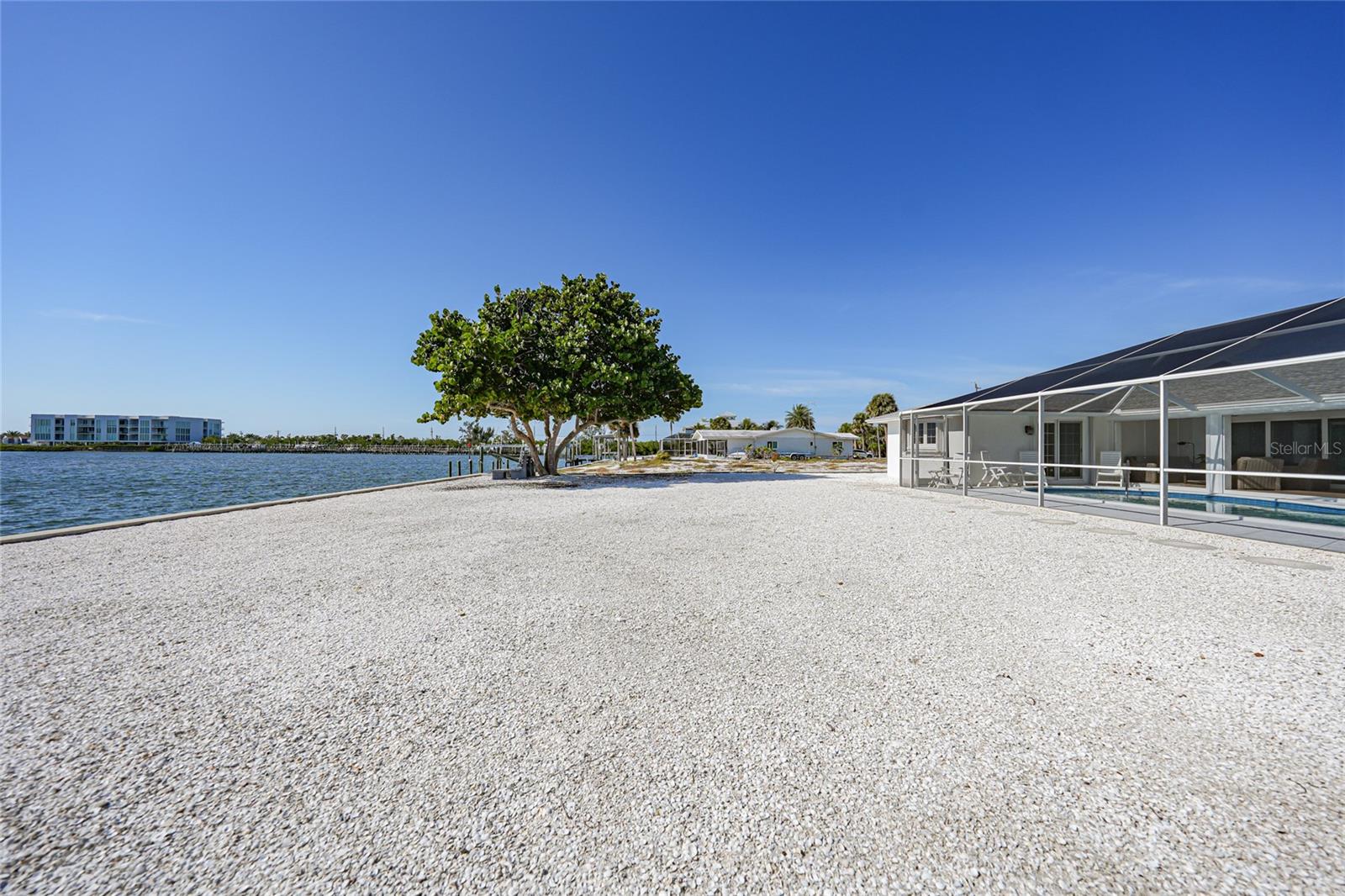 POINT PINES - Residential