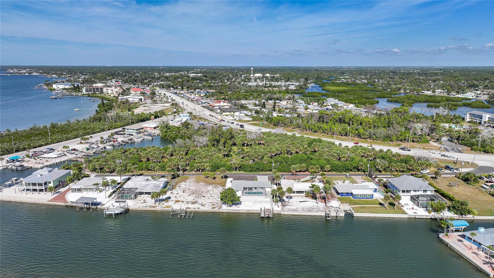 POINT PINES - Residential