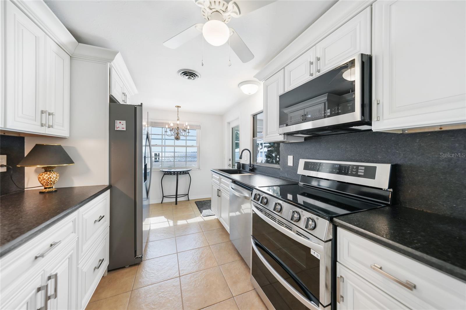 POINT PINES - Residential