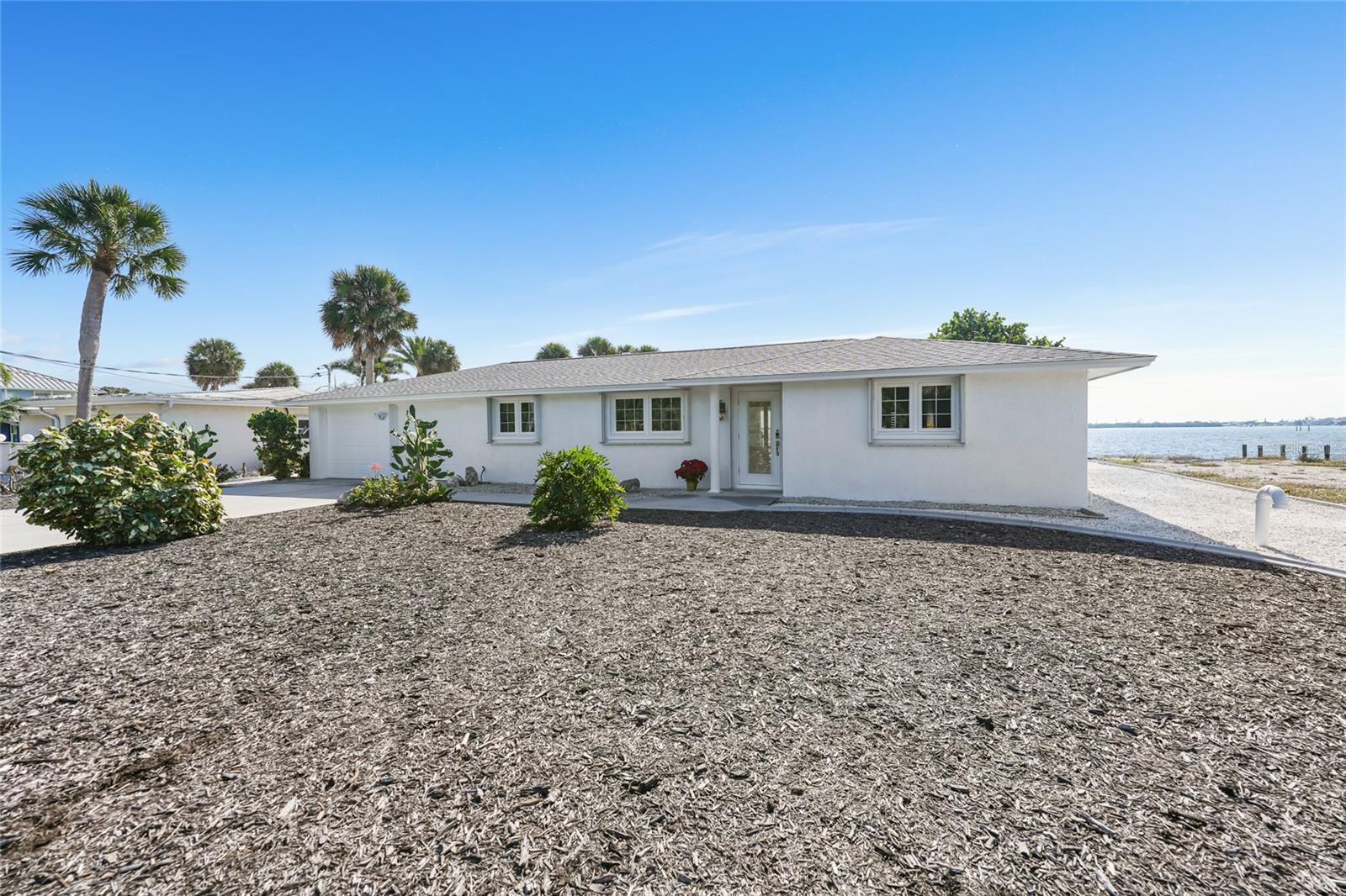 POINT PINES - Residential