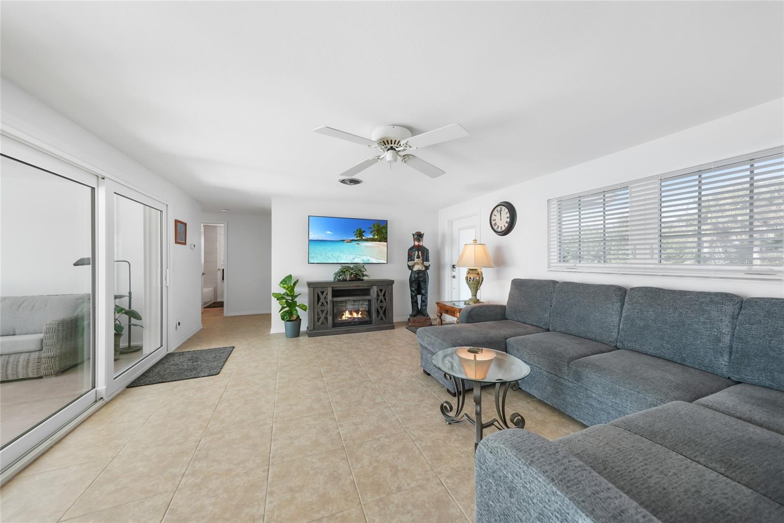 POINT PINES - Residential