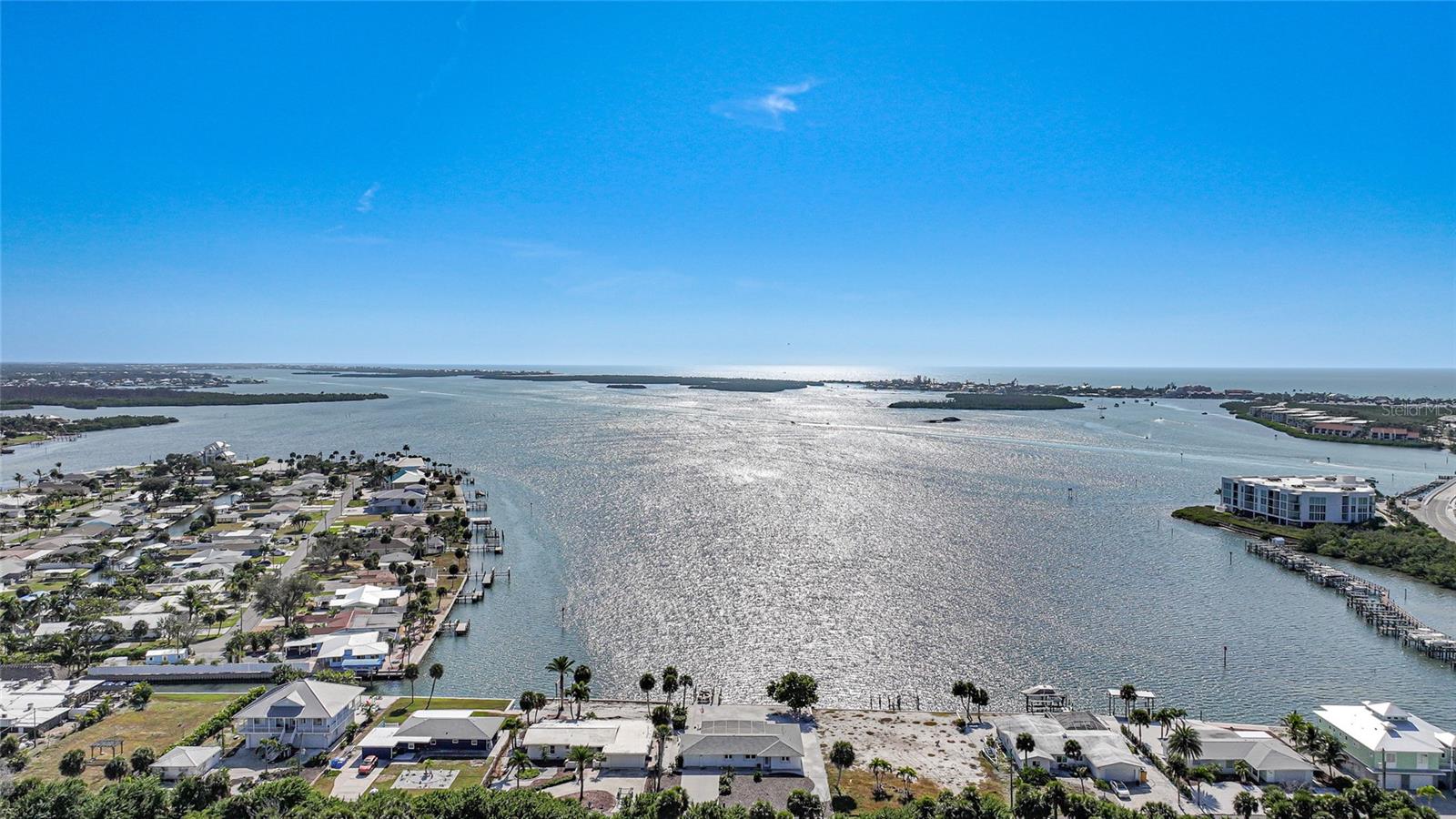 POINT PINES - Residential