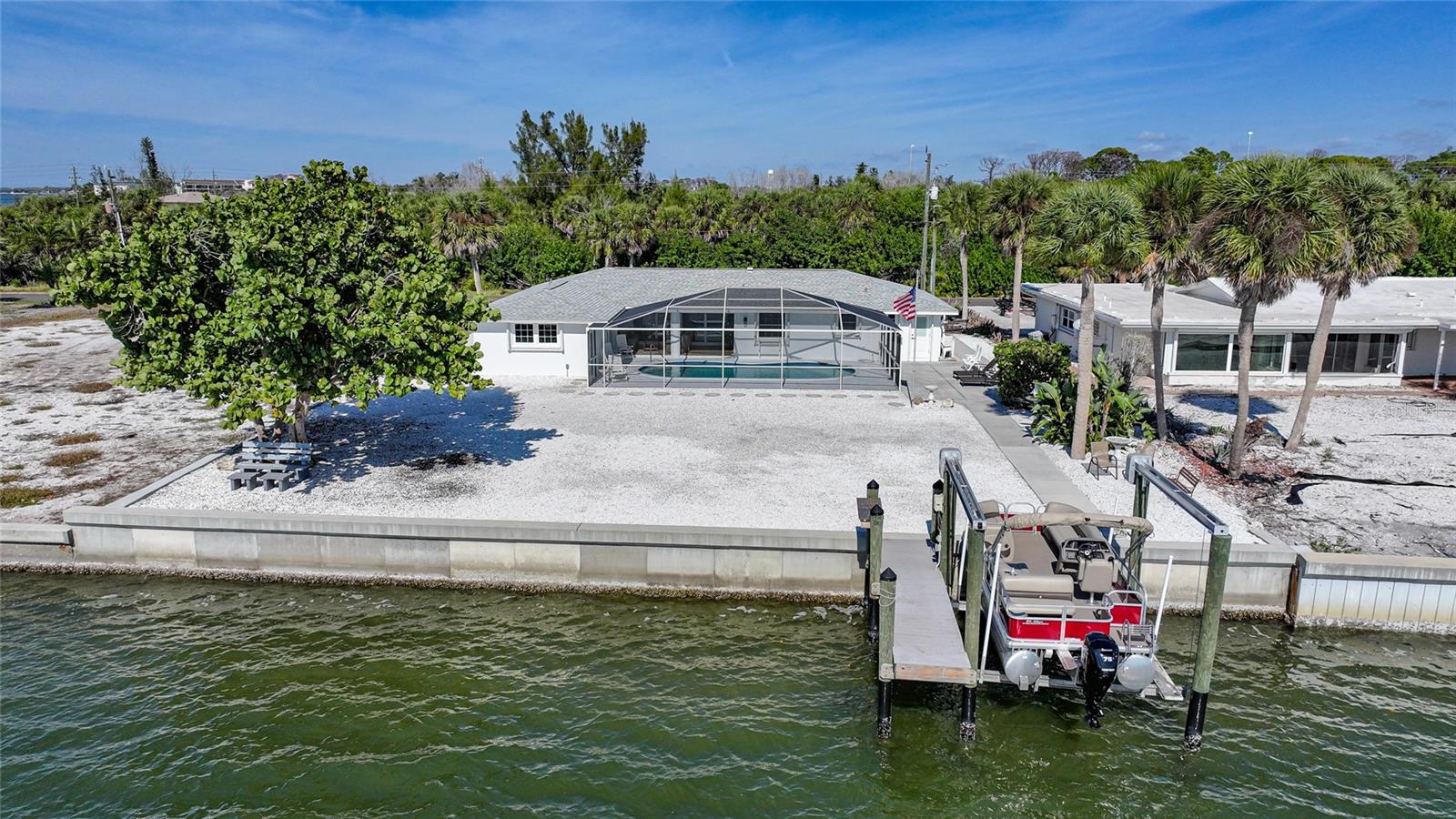 POINT PINES - Residential