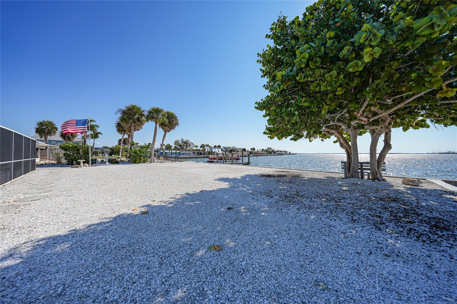 POINT PINES - Residential