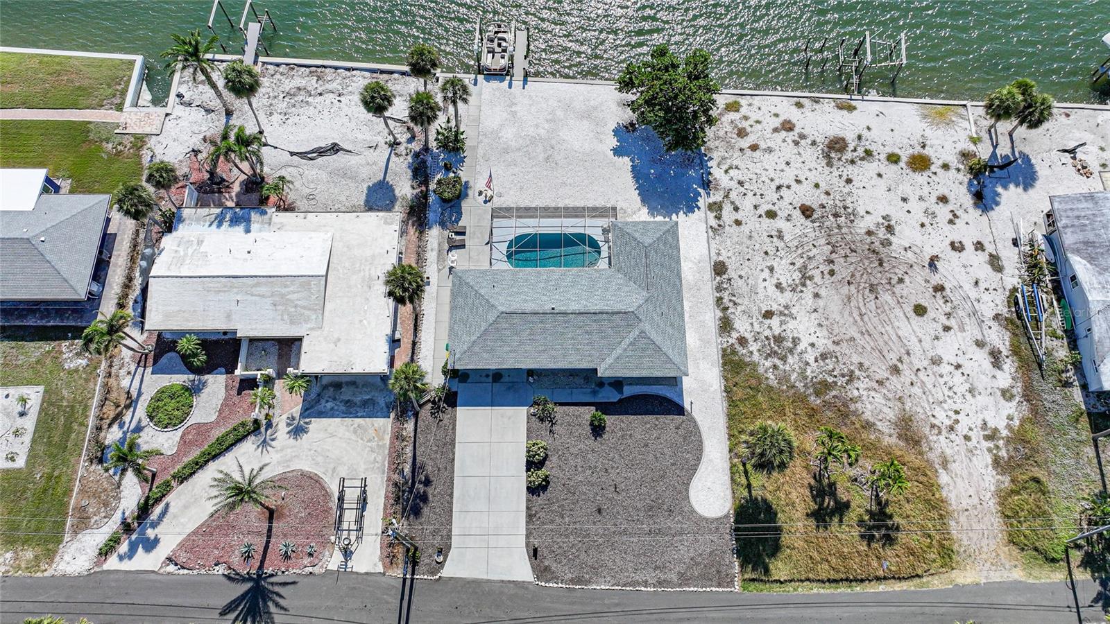 POINT PINES - Residential