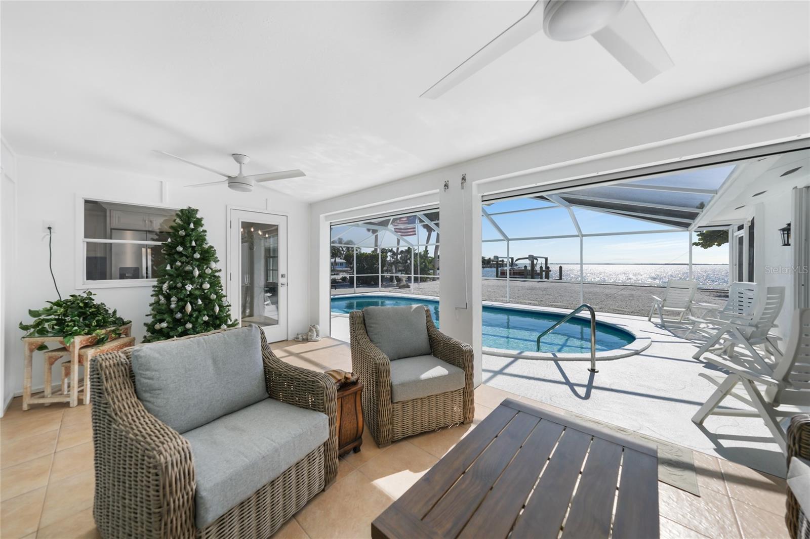 POINT PINES - Residential