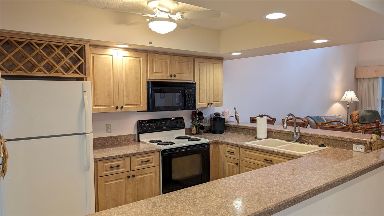 PELICAN COVE UNREC CONDO - Residential
