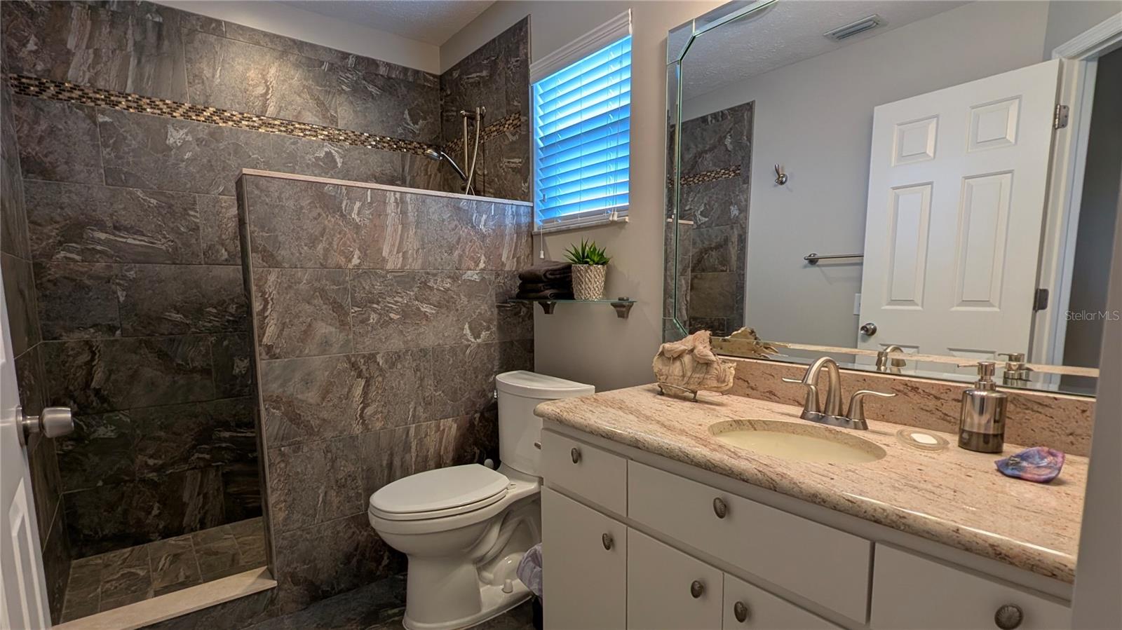 PELICAN COVE UNREC CONDO - Residential