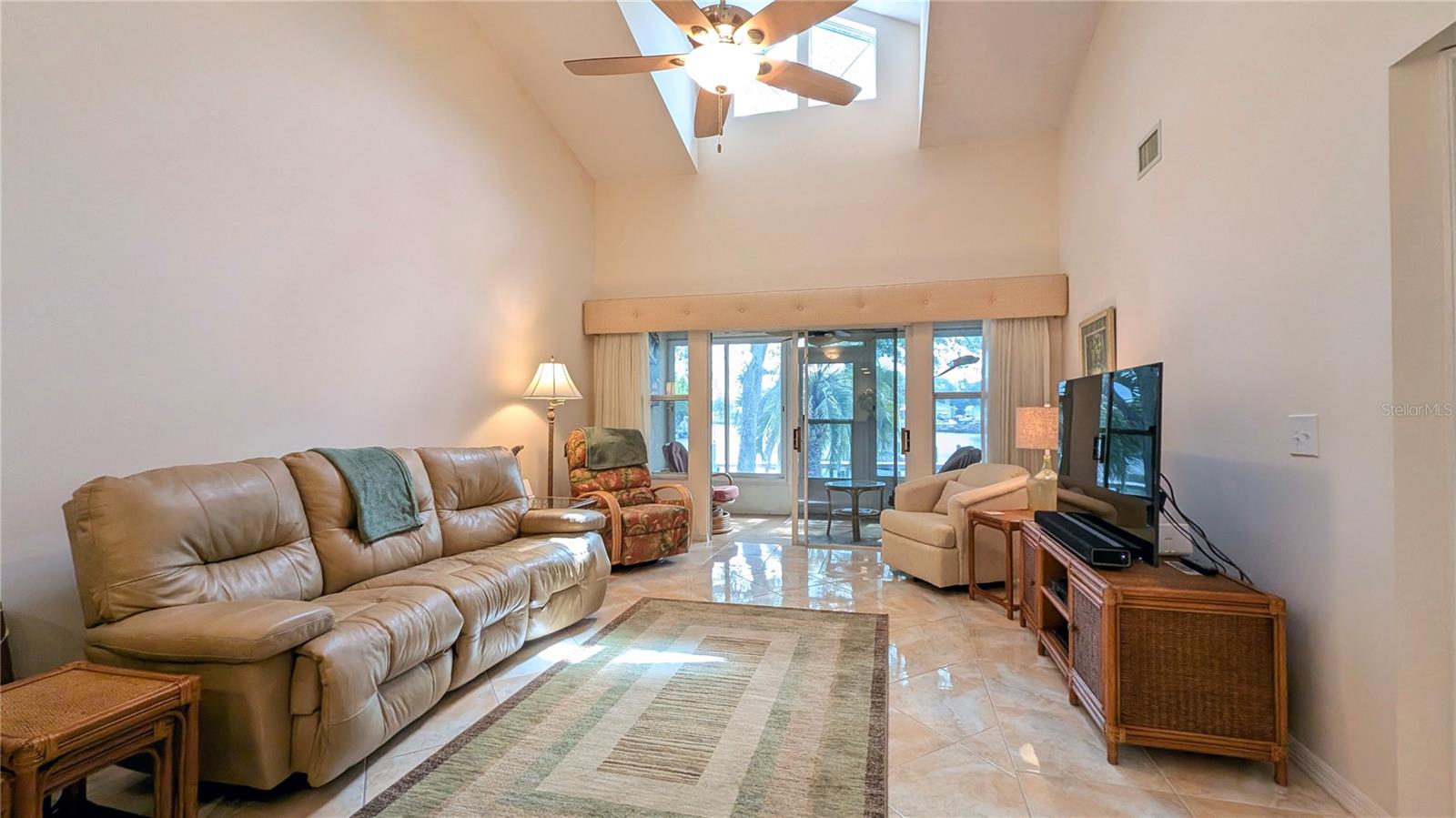 PELICAN COVE UNREC CONDO - Residential
