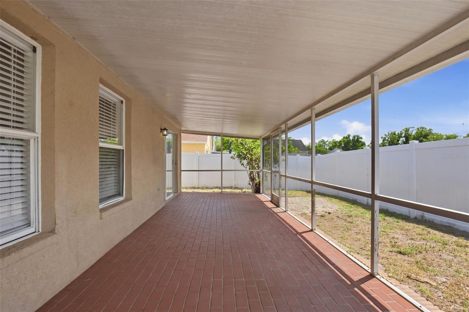 CARROLLWOOD CREEK - Residential