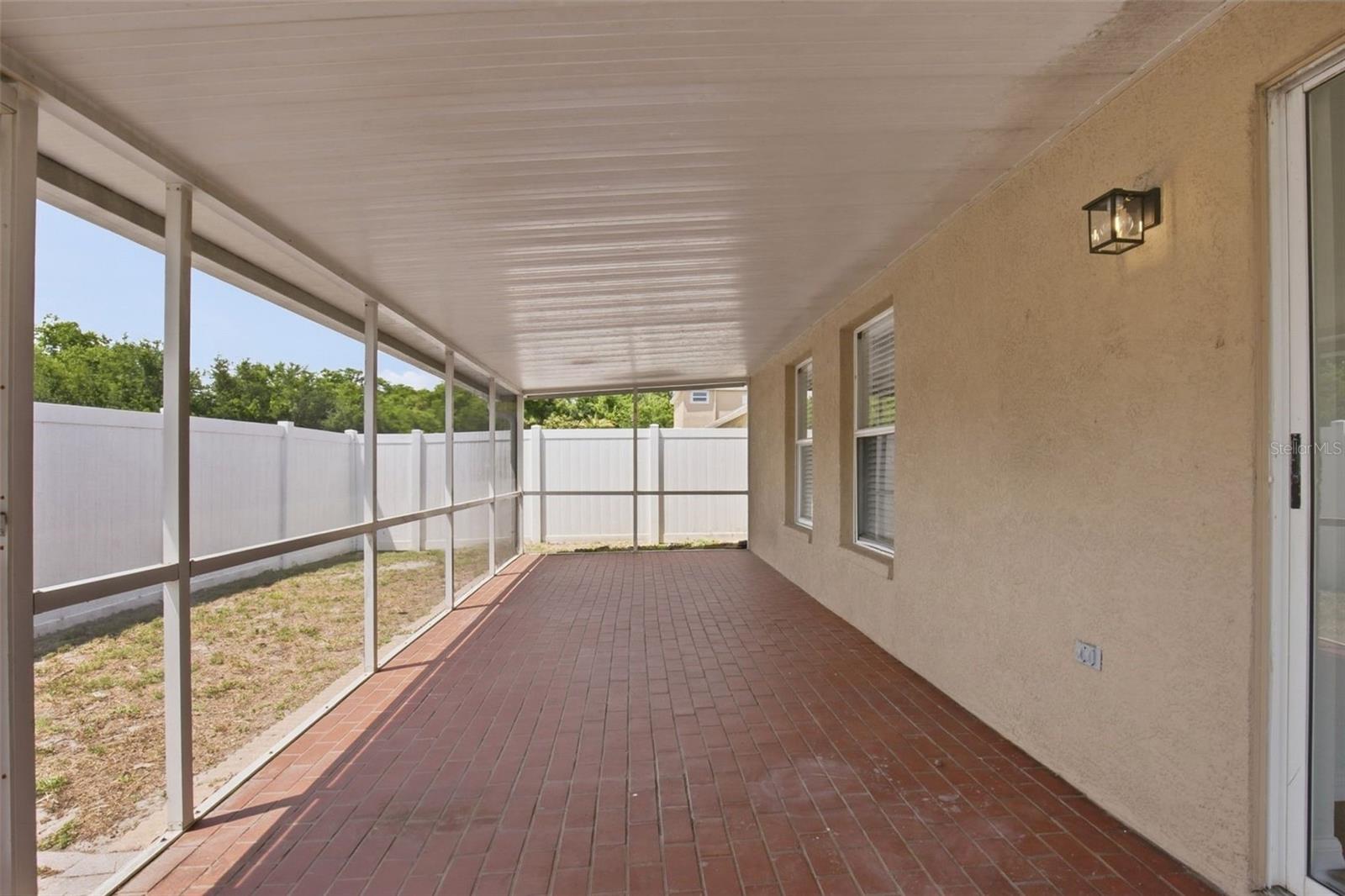 CARROLLWOOD CREEK - Residential