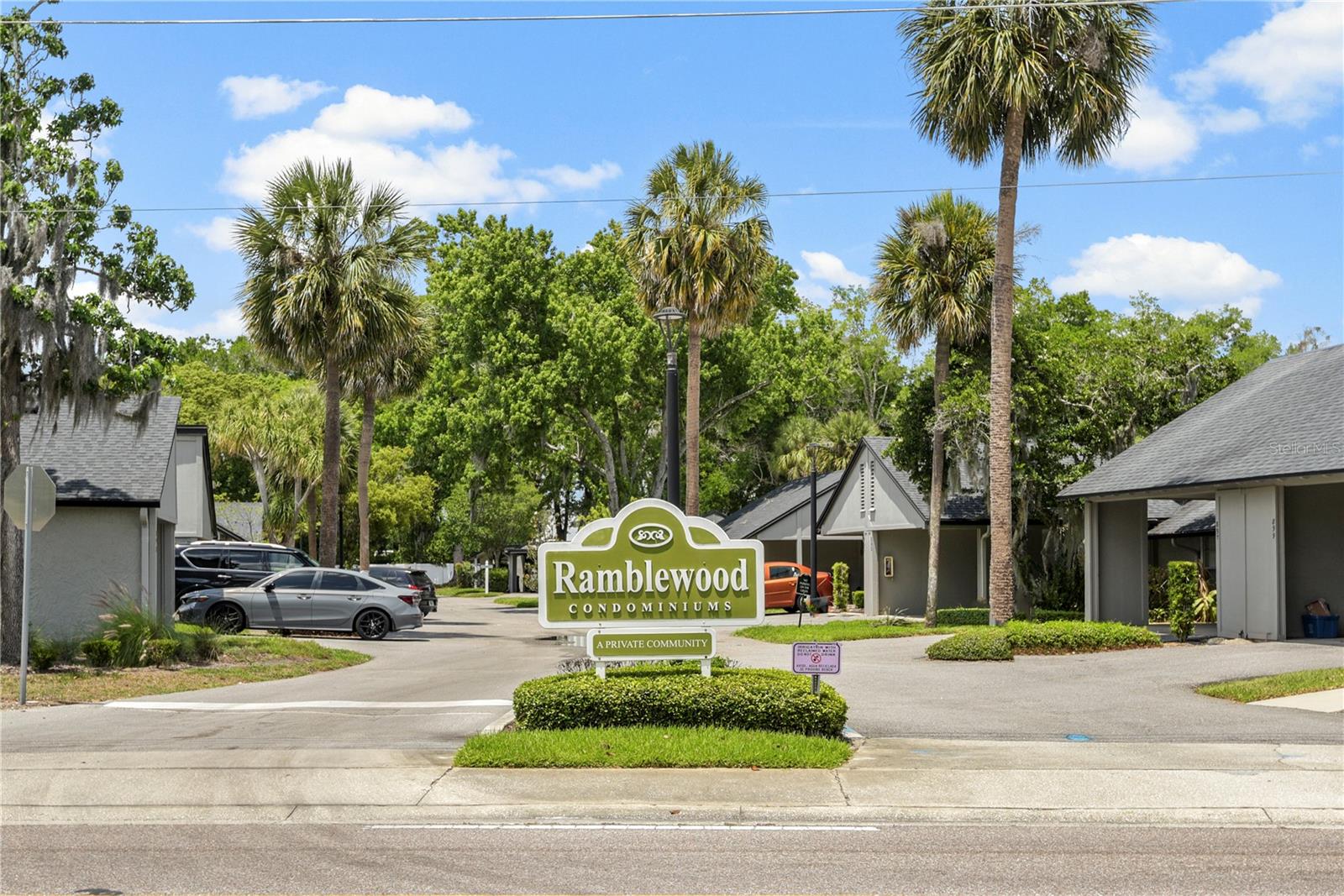 RAMBLEWOOD CONDO - Residential