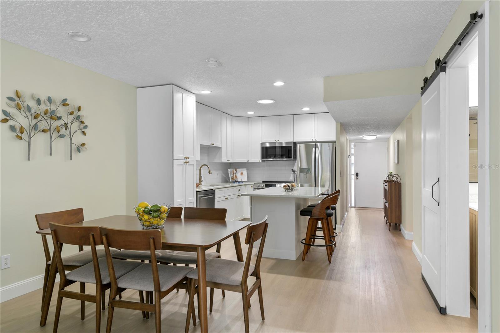 RAMBLEWOOD CONDO - Residential