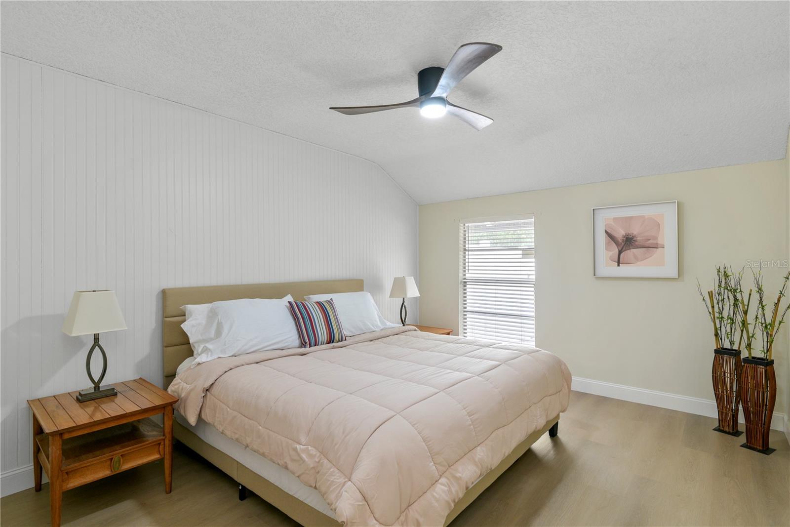 RAMBLEWOOD CONDO - Residential