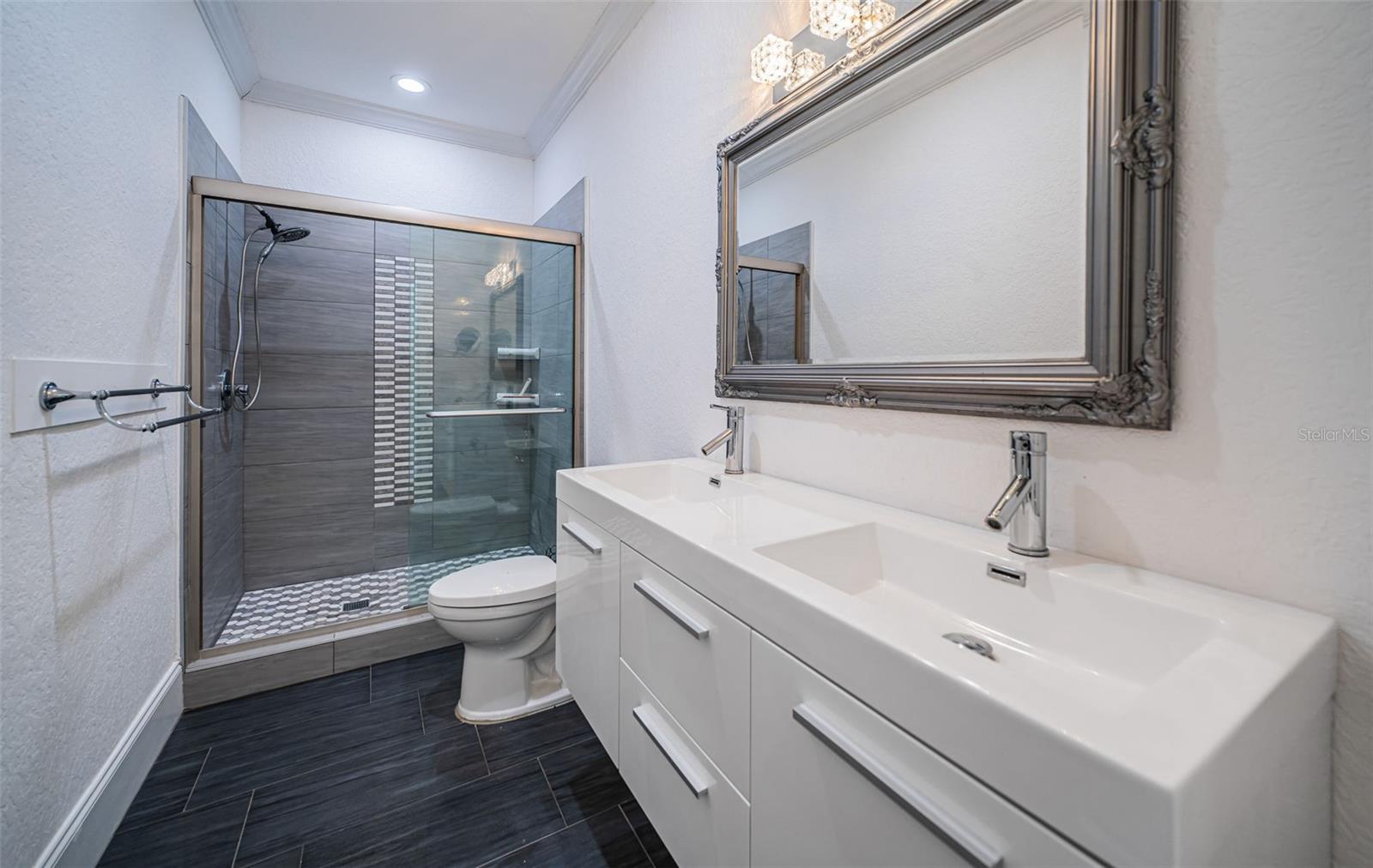 SOUTH CSWY ISLE 3RD ADD - Residential