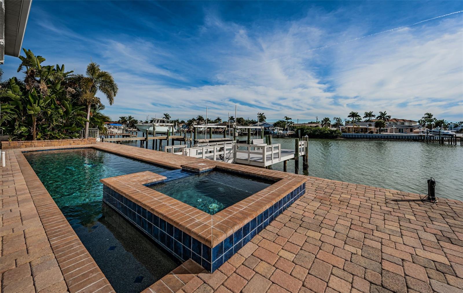 SOUTH CSWY ISLE 3RD ADD - Residential