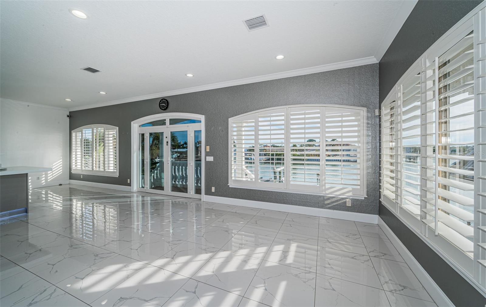 SOUTH CSWY ISLE 3RD ADD - Residential