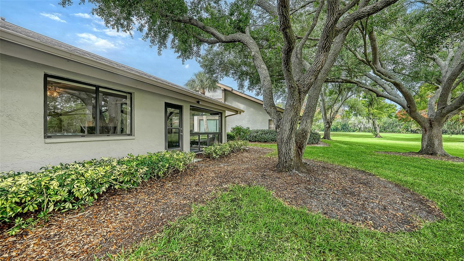KINGSMERE - Residential