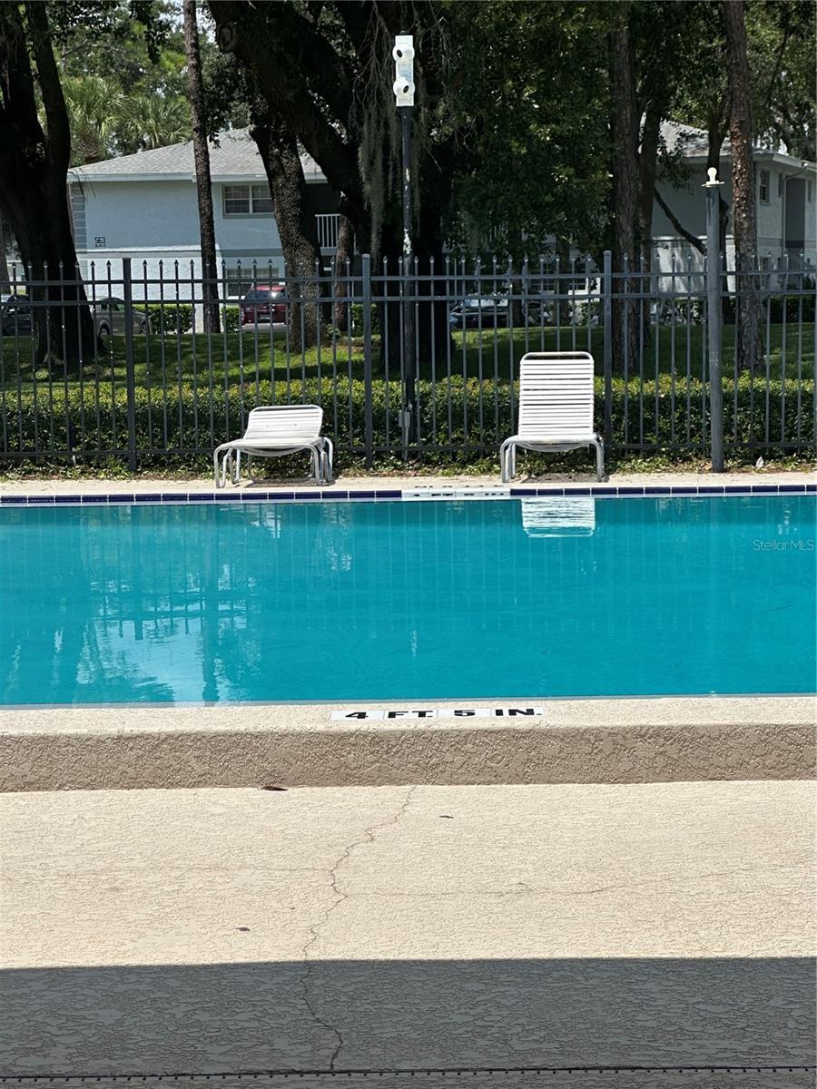 584 FAIRWAYS LANE F202