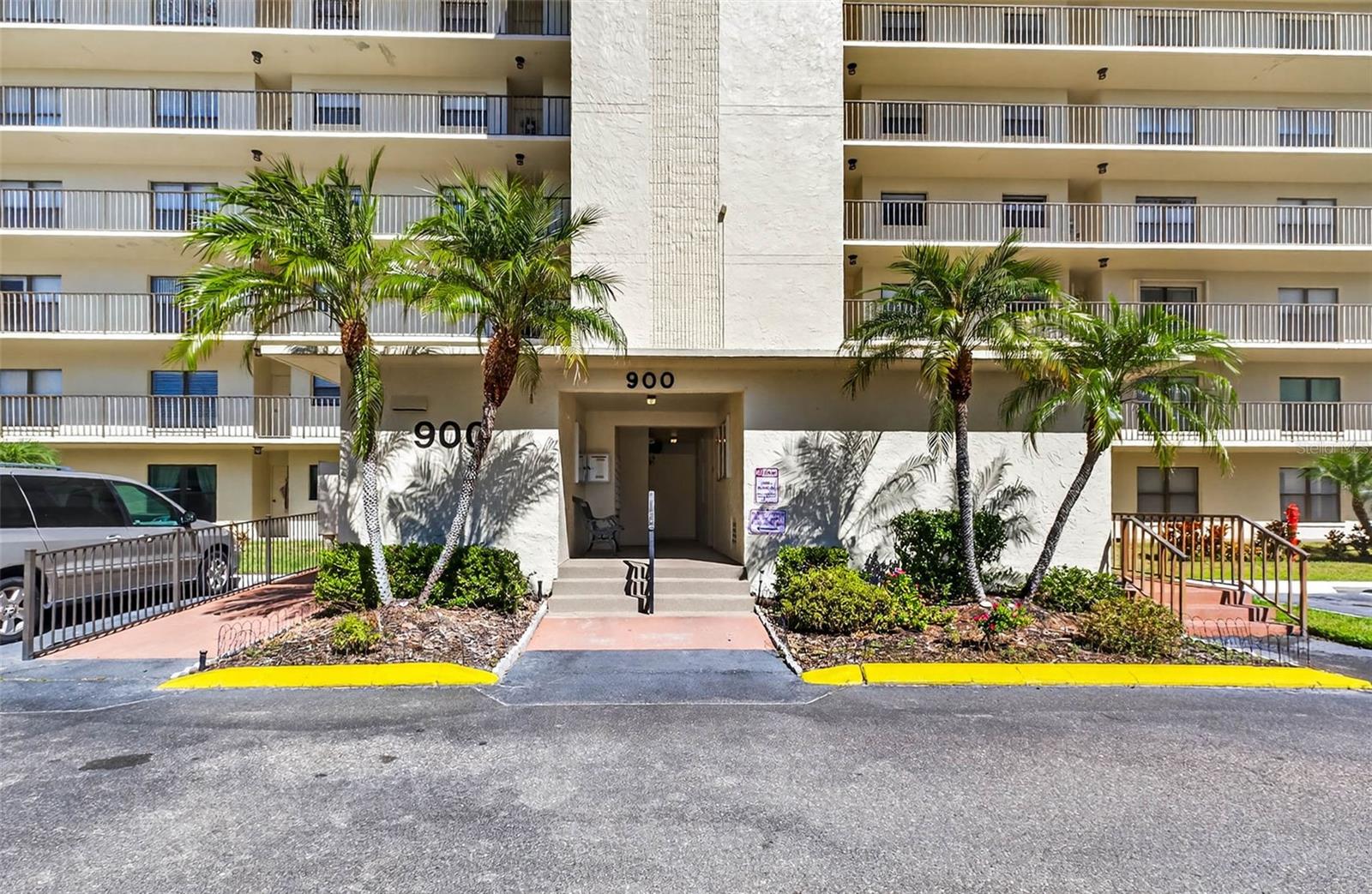 COVE CAY VILLAGE III - Residential