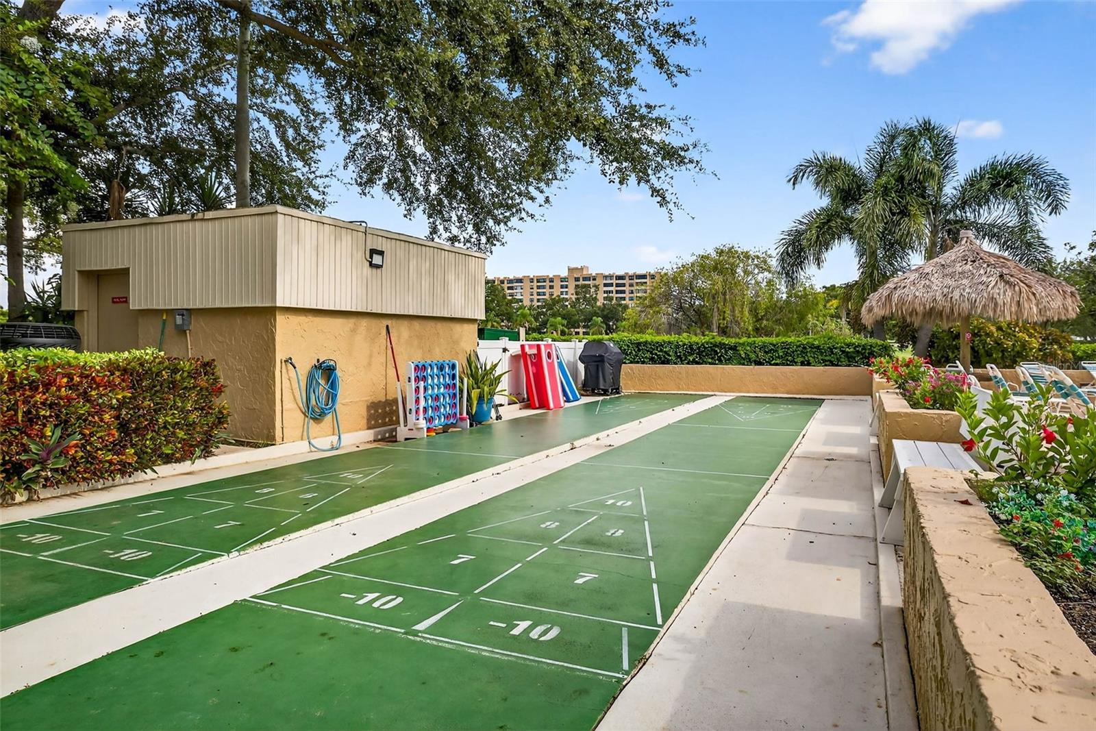 COVE CAY VILLAGE III - Residential