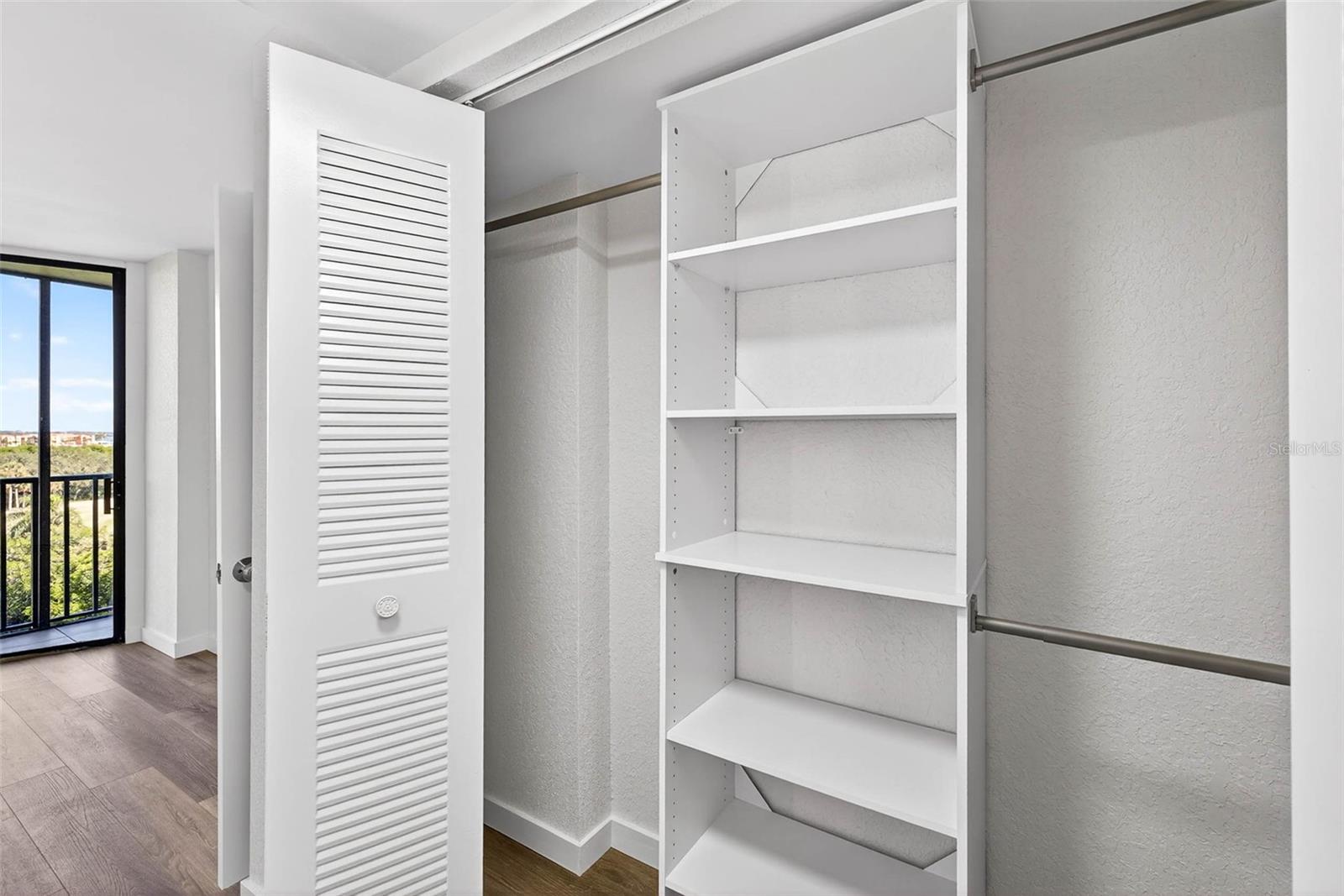 COVE CAY VILLAGE III - Residential