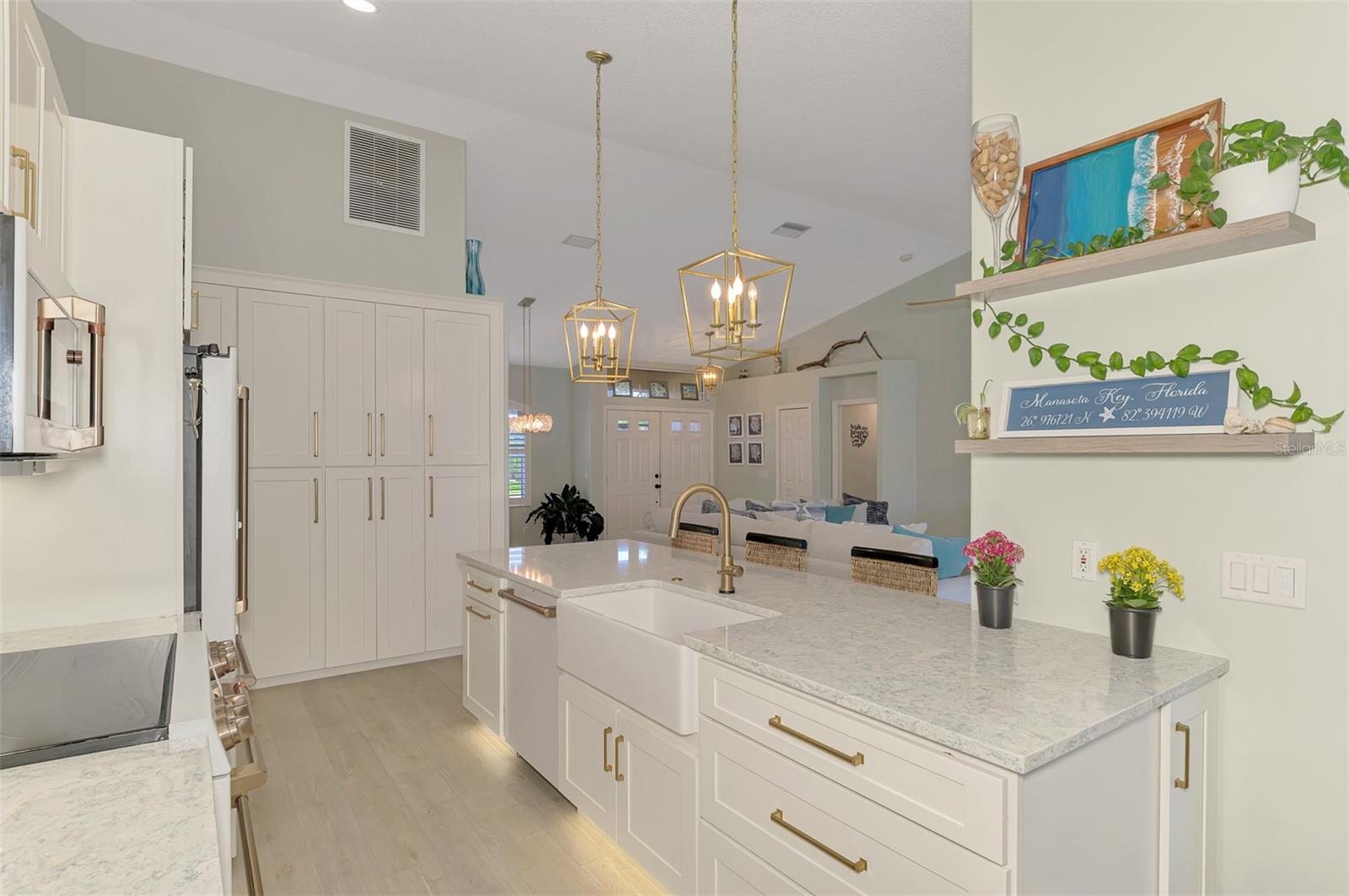 GULF VIEW ESTATES - Residential