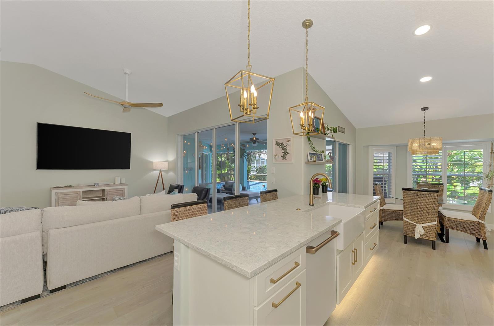 GULF VIEW ESTATES - Residential