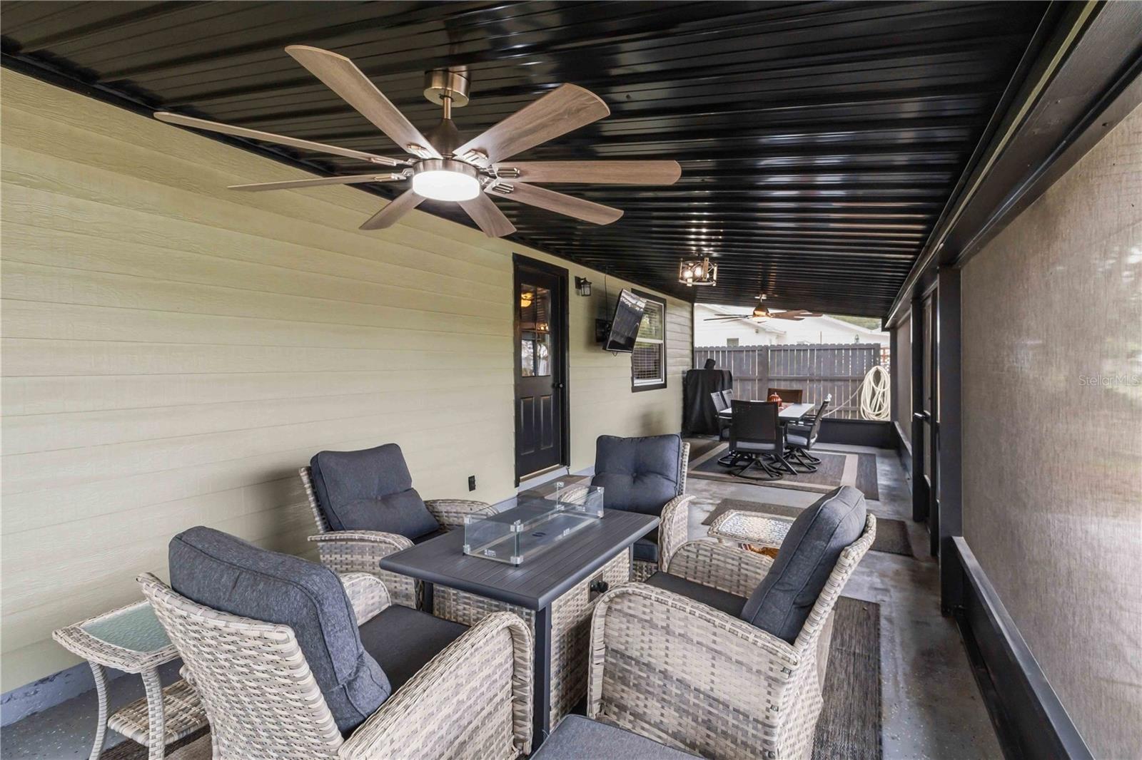 LIGHTSEYS C B ADD - Residential