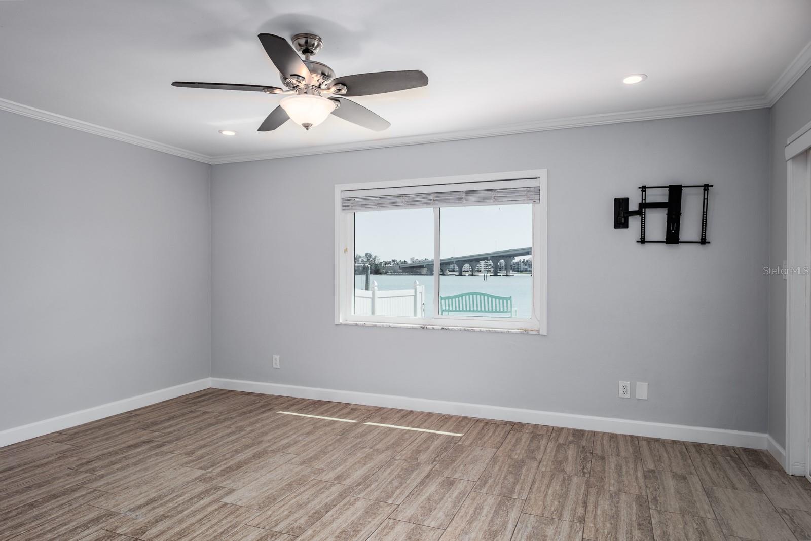 BELLE VISTA POINT 1ST ADD - Residential