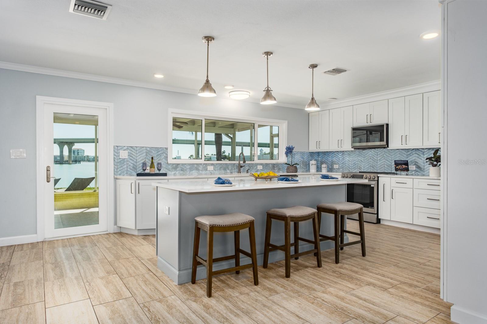 BELLE VISTA POINT 1ST ADD - Residential