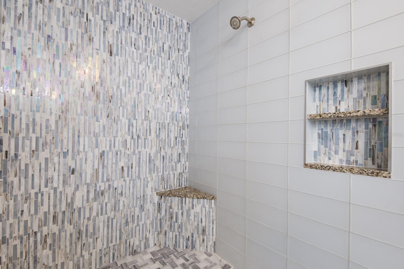 BELLE VISTA POINT 1ST ADD - Residential