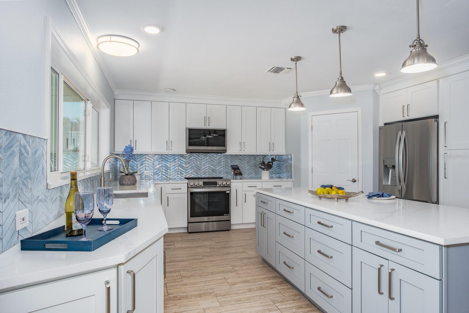 BELLE VISTA POINT 1ST ADD - Residential