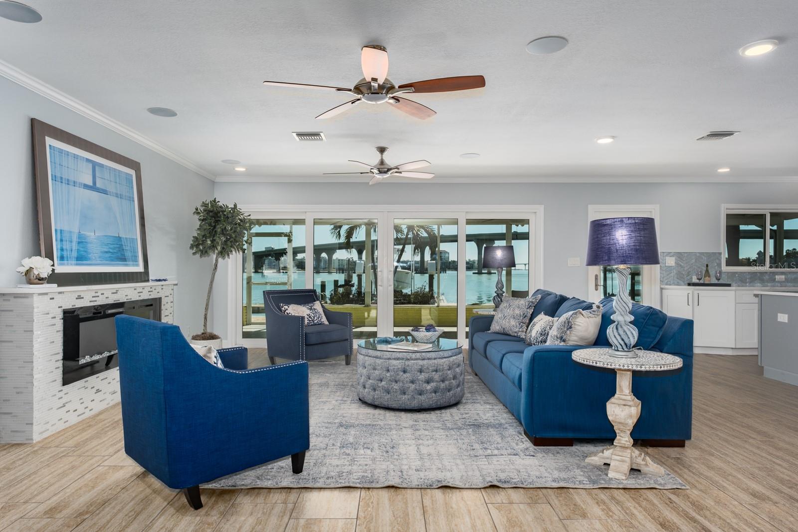 BELLE VISTA POINT 1ST ADD - Residential