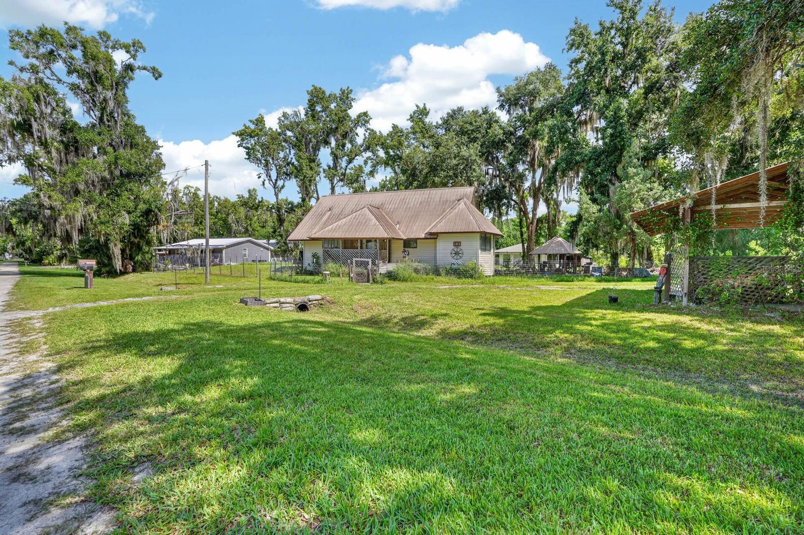 110 W PALM AVENUE