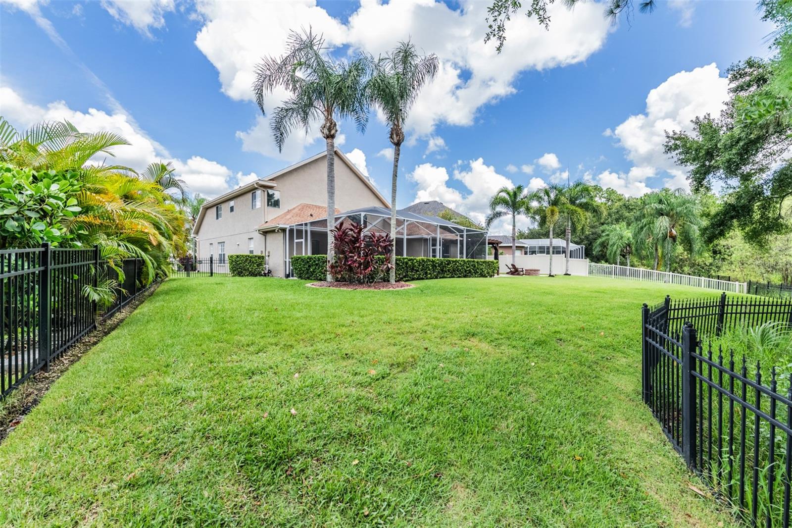 MANDOLIN PH 2A - Residential Lease