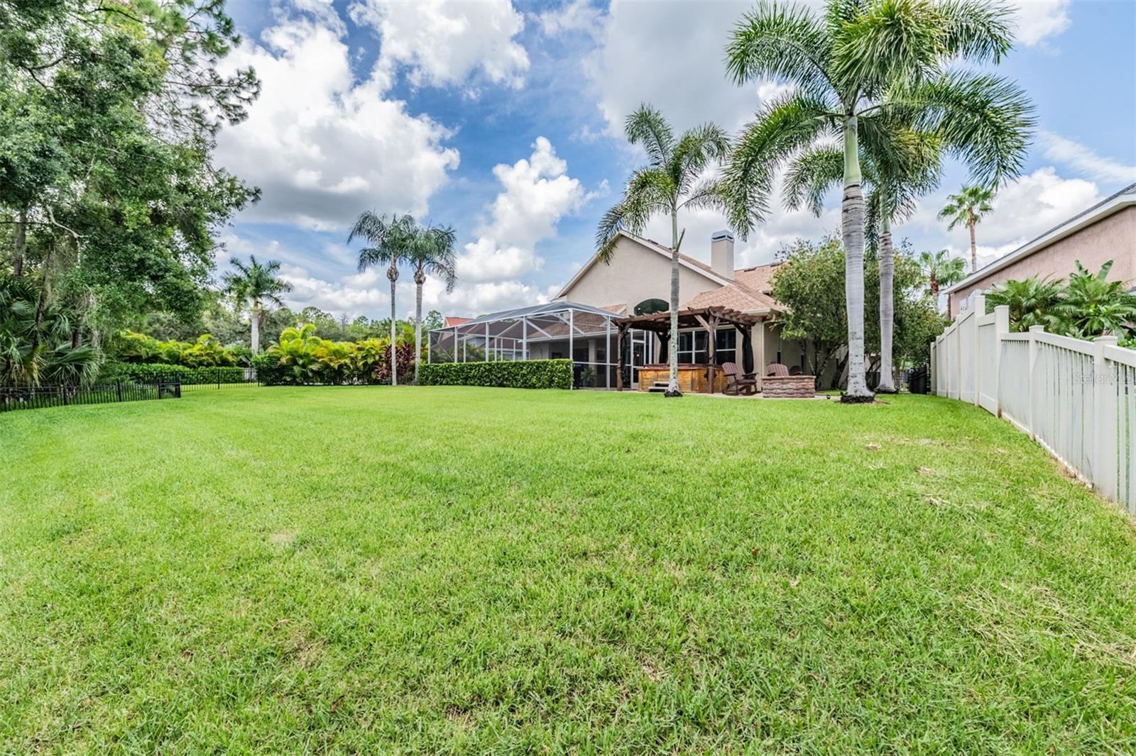 MANDOLIN PH 2A - Residential Lease