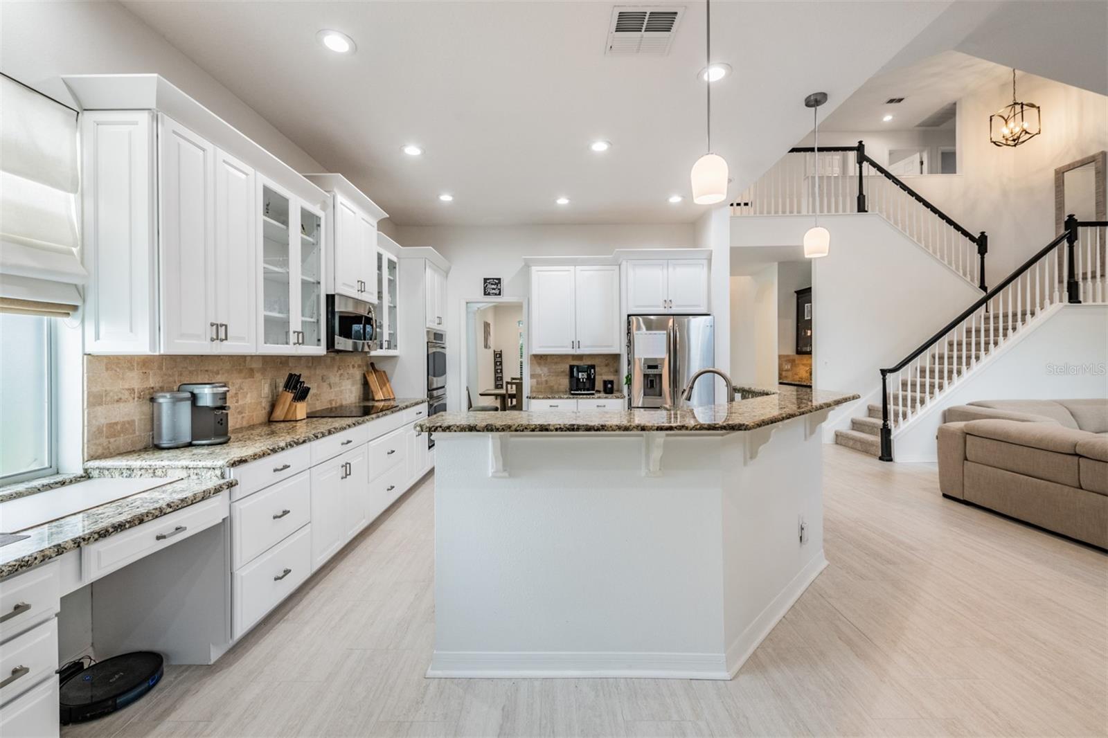 MANDOLIN PH 2A - Residential Lease