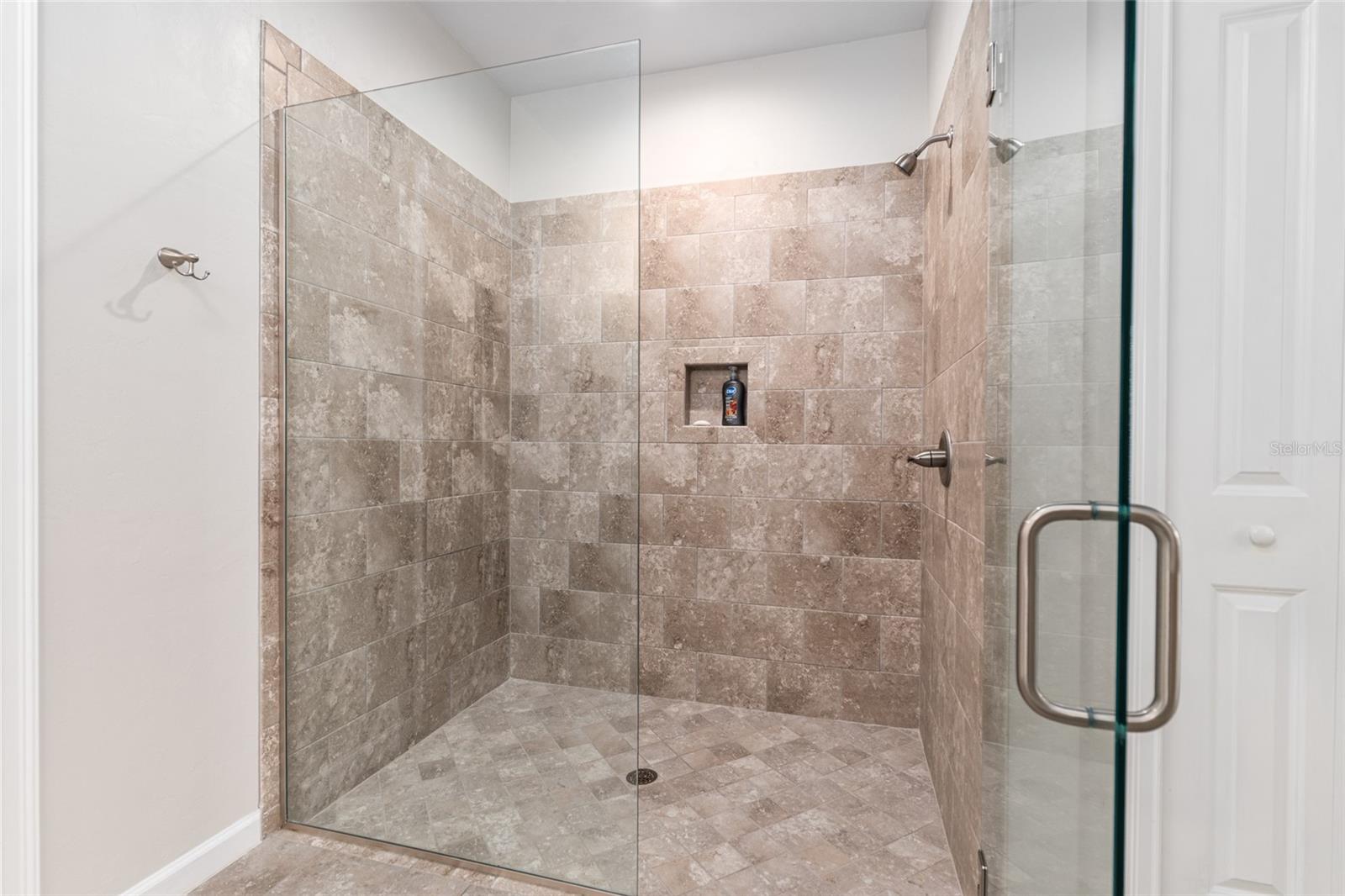 SOUTH POINTE - Residential Lease