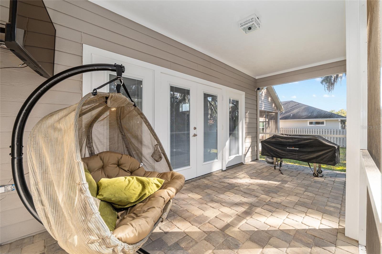 SOUTH POINTE - Residential Lease