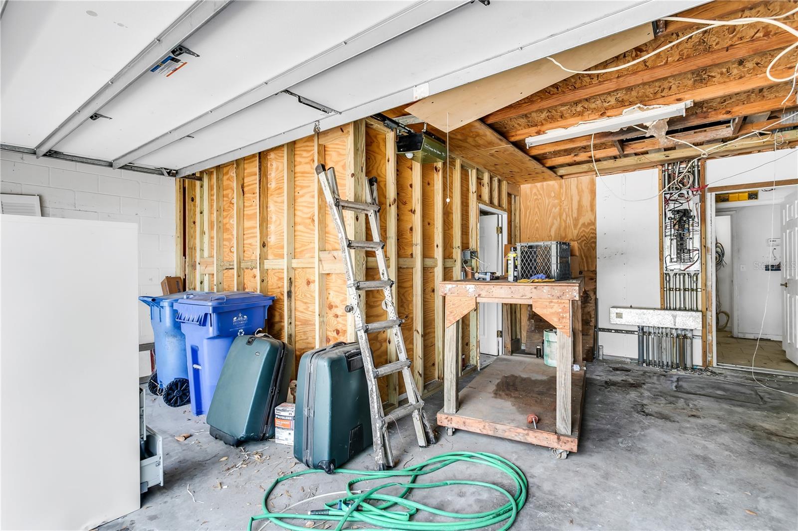 TOWNN COUNTRY PARK SC 9 UN 11 - Residential