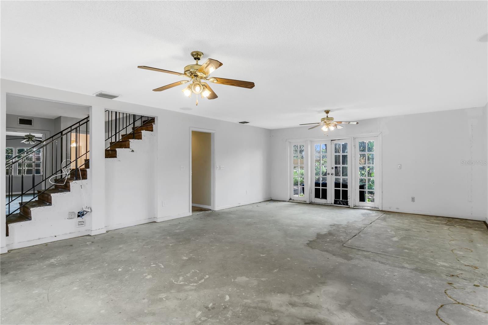 6734 TWELVE OAKS BOULEVARD