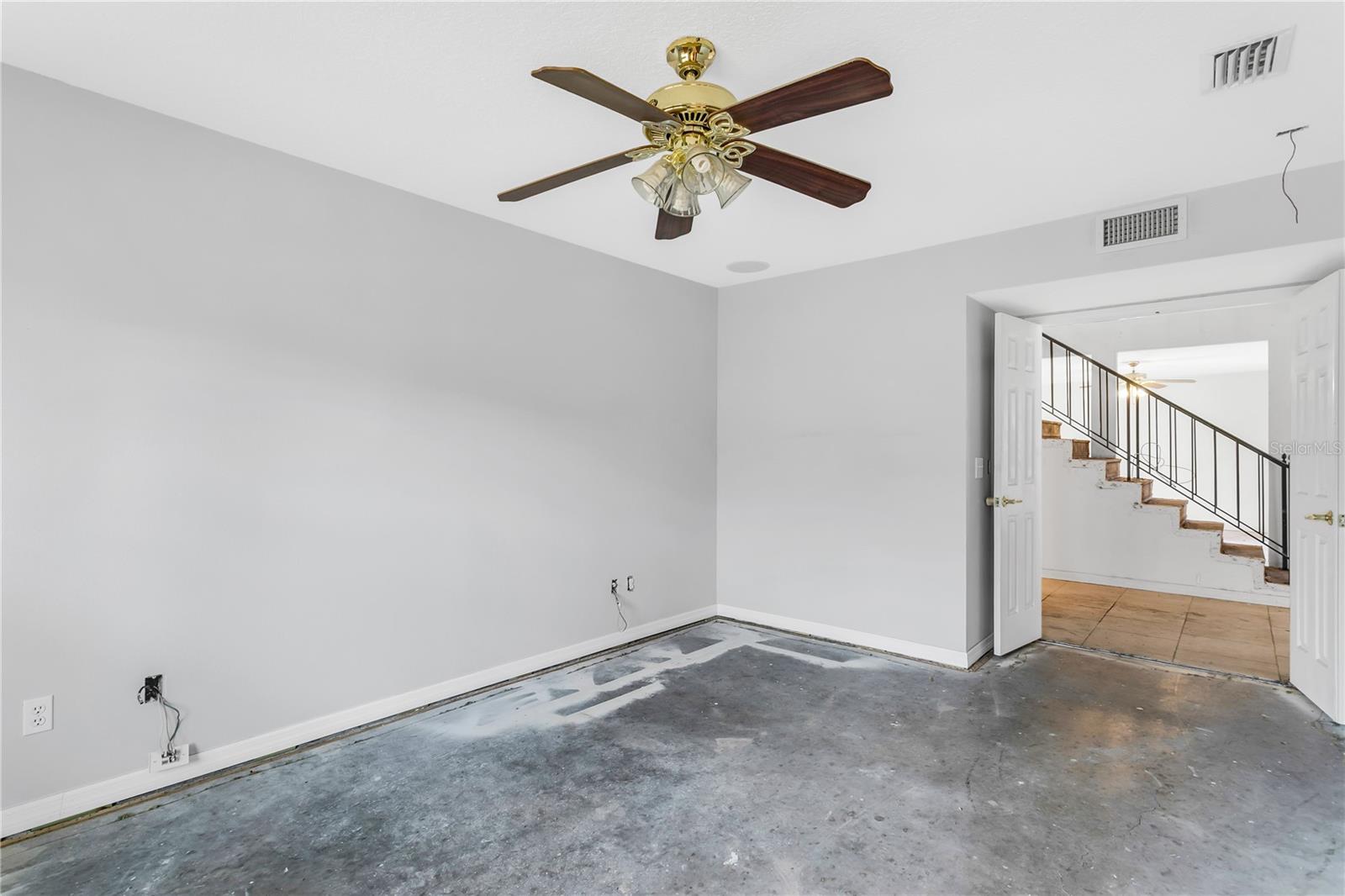 TOWNN COUNTRY PARK SC 9 UN 11 - Residential