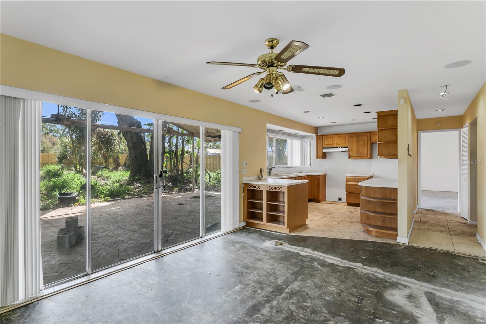 TOWNN COUNTRY PARK SC 9 UN 11 - Residential