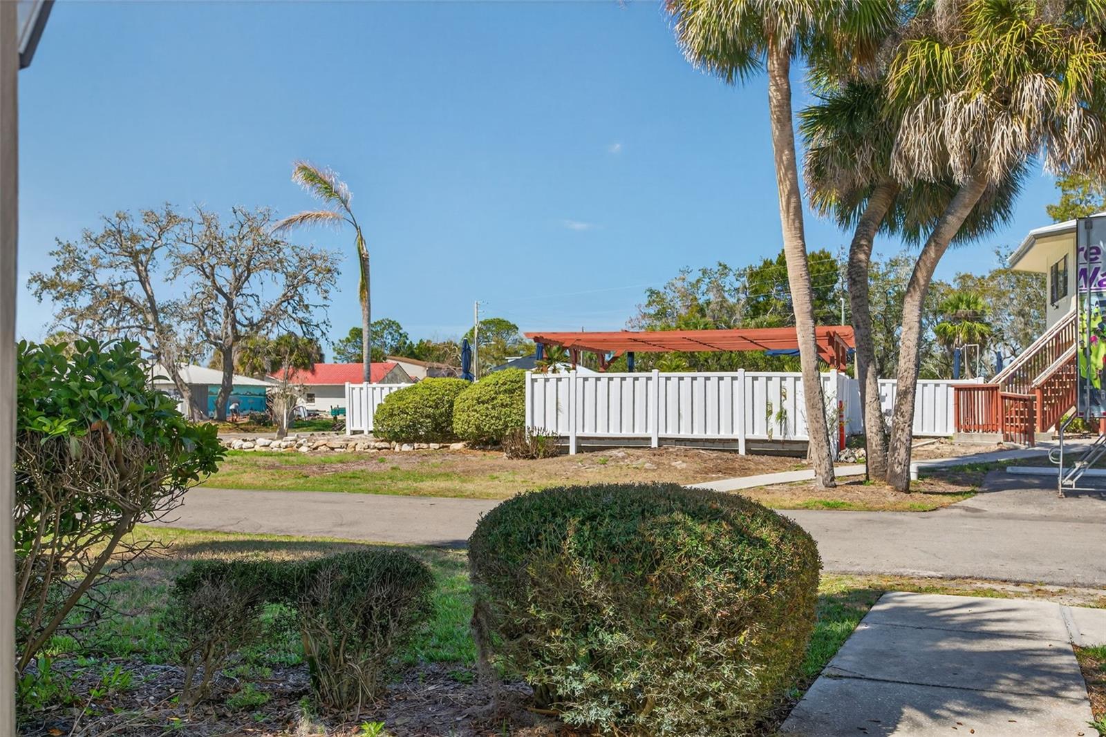 THE BAY VILLAS - Residential