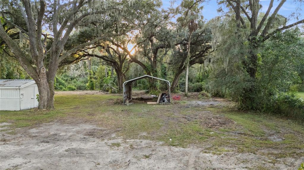 Photo of 4905 Nesmith Road, Plant City, FL 33567 (MLS # TB8434560)