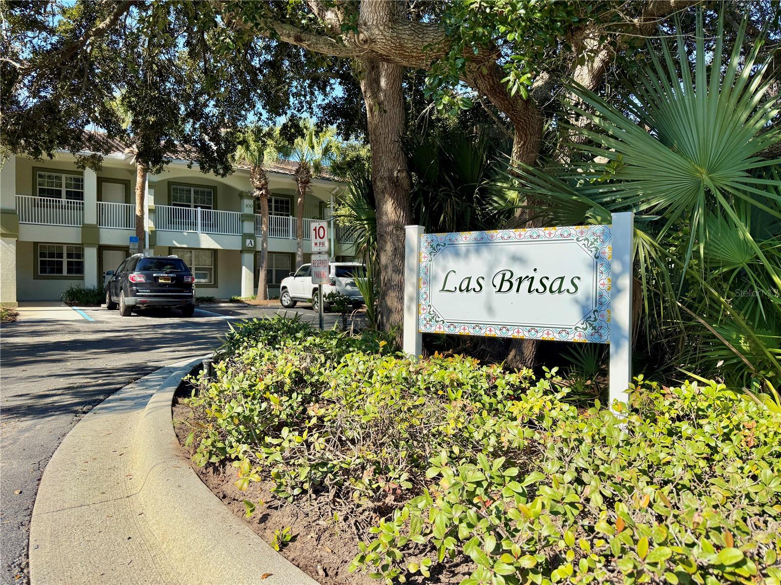 LAS BRISAS CONDO - Residential